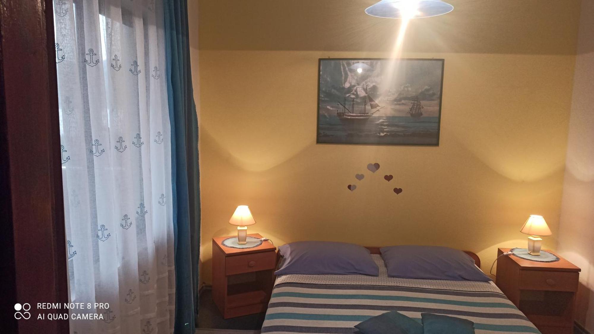 Apartmani Zute Račišće Habitación foto